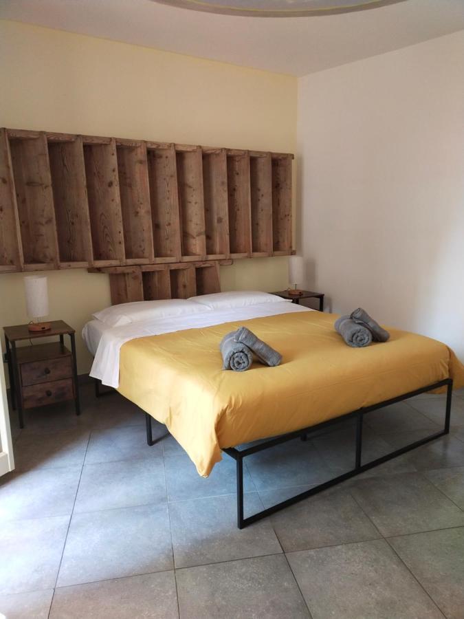 La Tana Dell'Artista Hotel Arco Exterior photo